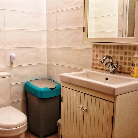 Apartment A Stone'S Throw From Santa Barbara Alicante Extérieur photo