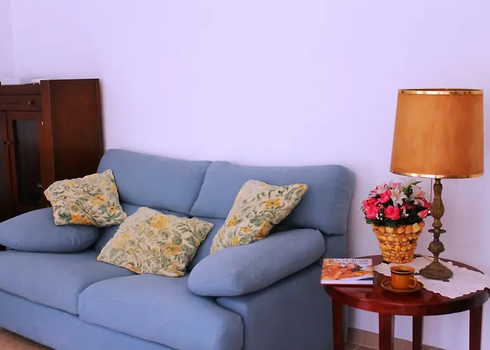 Apartment A Stone\'S Throw From Santa Barbara
