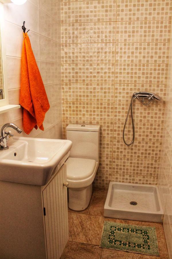 A Stone's Throw From Santa Barbara Appartement Alicante