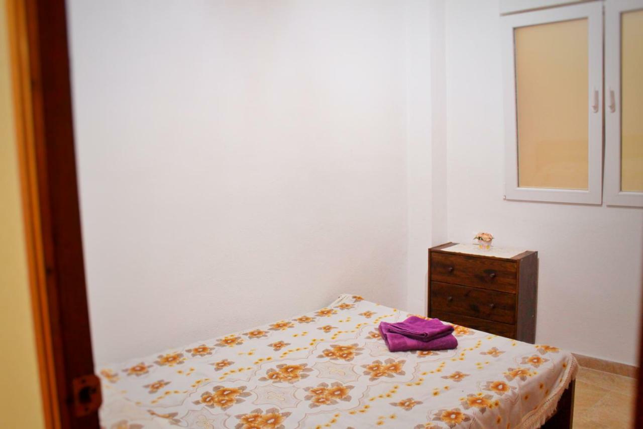 A Stone's Throw From Santa Barbara Appartement
